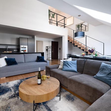Two-Level Apart With A Terrace Near The Vltava River Praha Exteriér fotografie