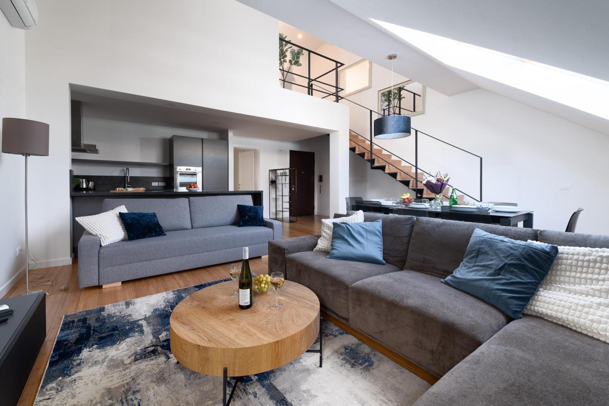 Two-Level Apart With A Terrace Near The Vltava River Praha Exteriér fotografie
